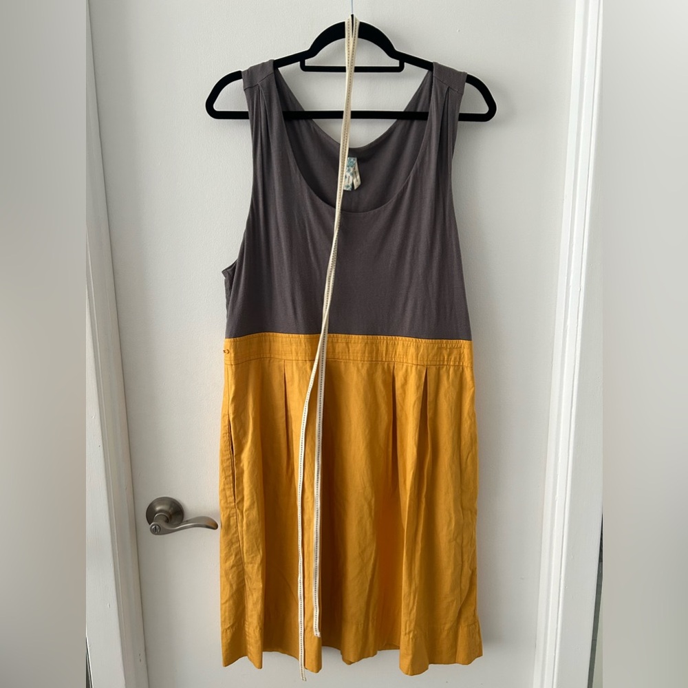 Anthropologie Maeve Gray and Yellow sleeveless dress with pockets and belt